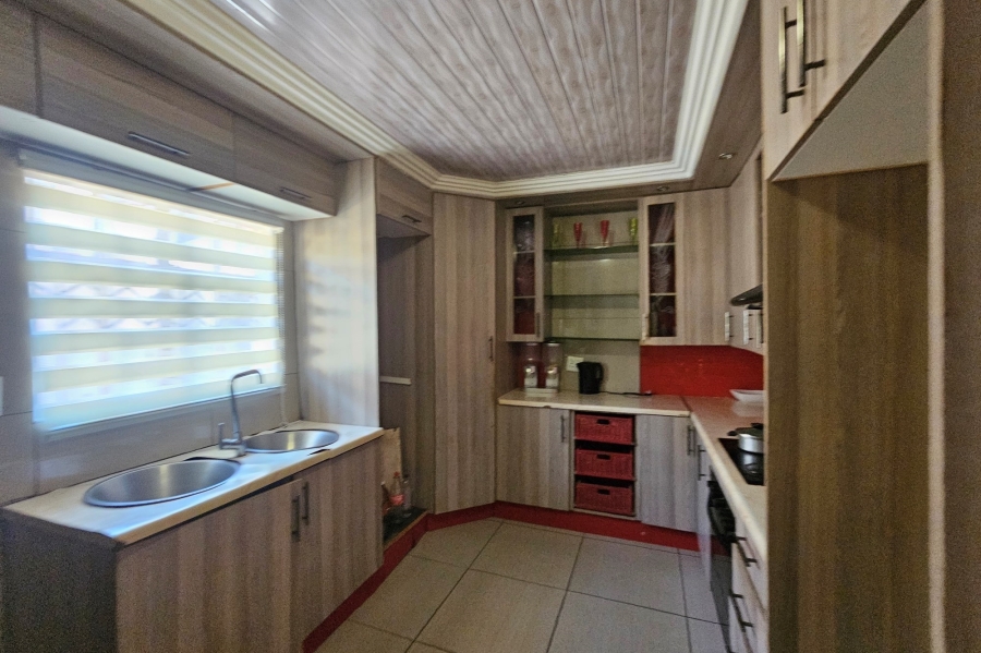 3 Bedroom Property for Sale in Tlhabane West North West